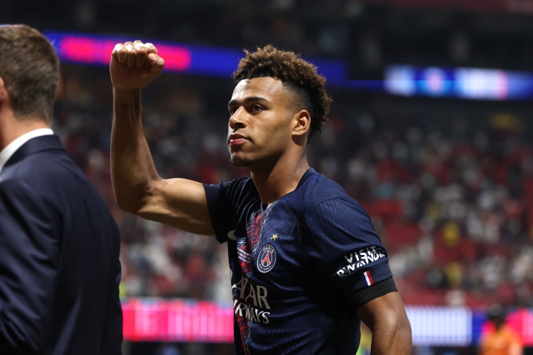 500彩票网官网-在正式比赛中，巴黎圣日耳曼在杜埃破门的情况下保持全胜